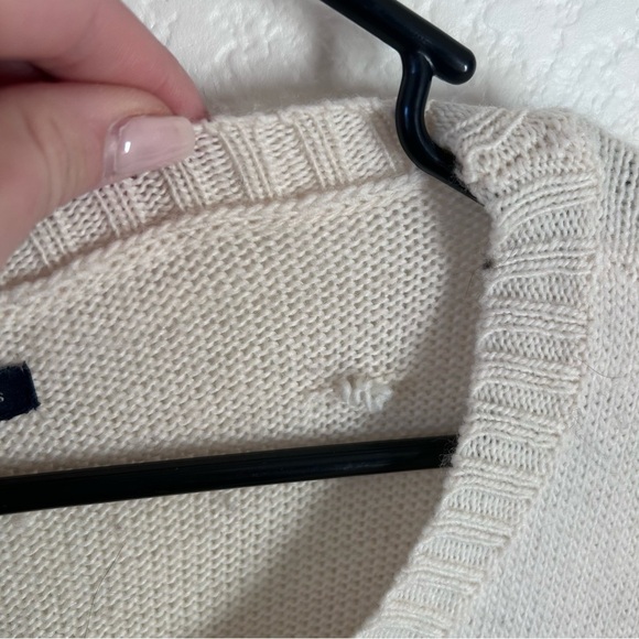 American Eagle Outfitters Beige and Burgundy Geometric Sweater - Picture 4 of 8